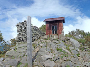 あづまや温泉 ～ 四阿山 ～ 中四阿 周回コース