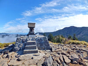 峰の原高原 ～ 小根子岳 ～ 根子岳 ～ 菅平牧場 縦走コース