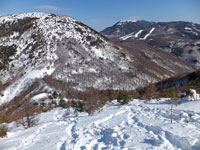 湯の丸山に向ってダイブ