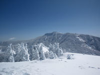 四阿山方面の眺め